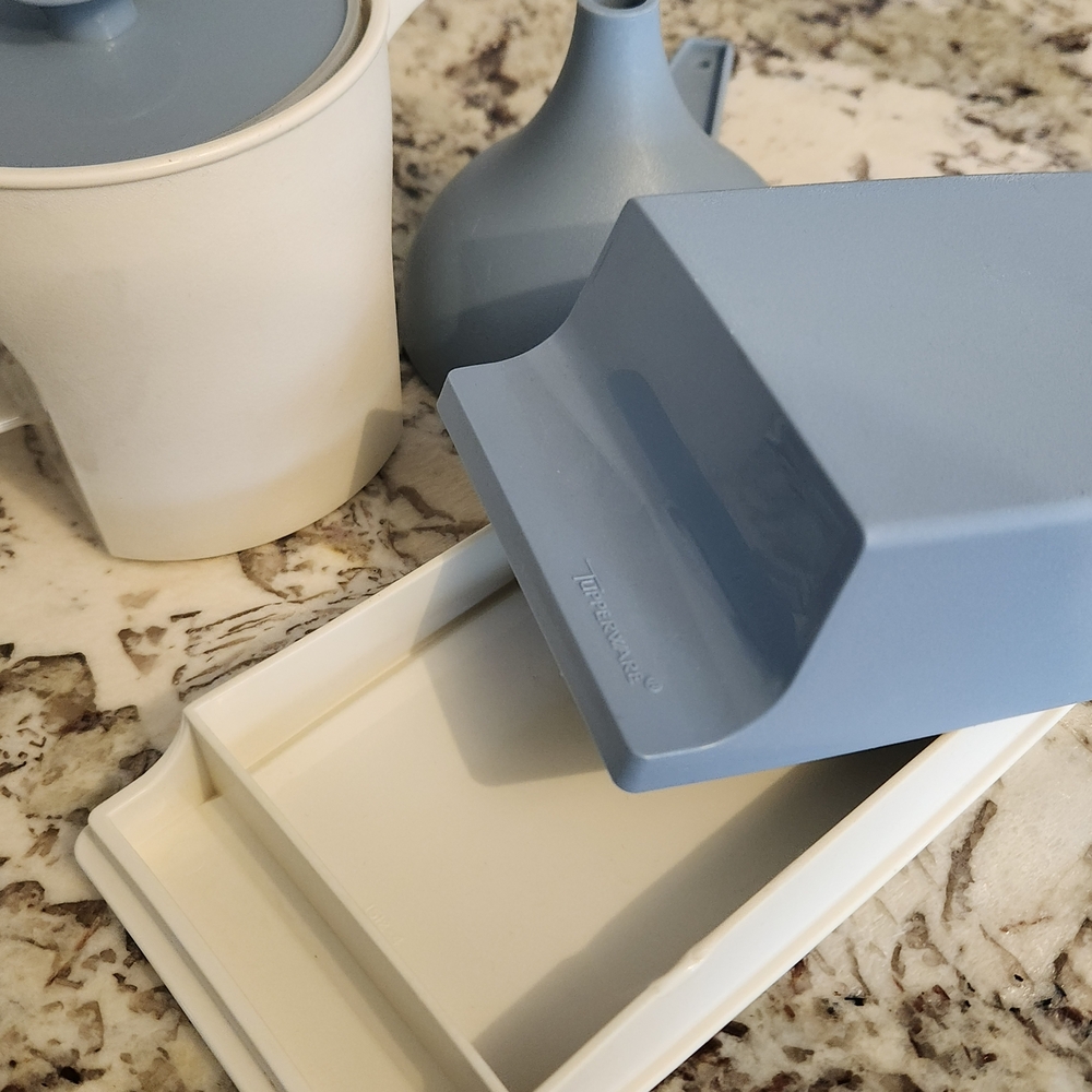 Blue and White Tupperware Set